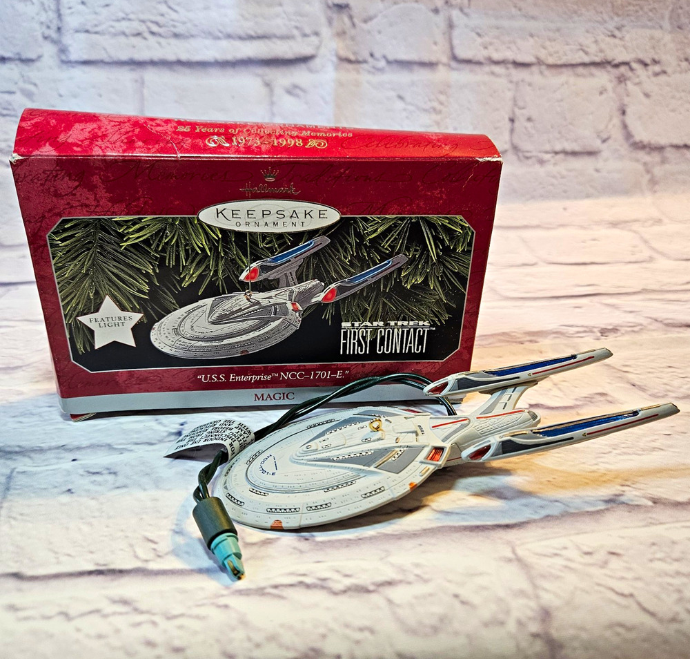 1998 Hallmark Star Trek First Contact USS Enterprise NCC-1701-E Magic Ornament